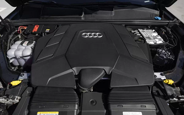 Cars wallpapers Audi Q7 55 TFSI quattro (Tamarind Brown Metallic) US-spec - 2025