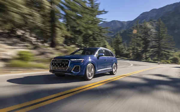 Cars wallpapers Audi SQ7 TFSI (Ascari Blue Metallic) US-spec - 2025