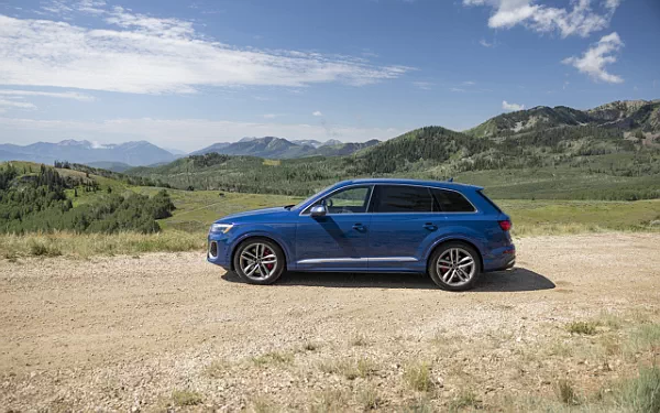 Cars wallpapers Audi SQ7 TFSI (Ascari Blue Metallic) US-spec - 2025