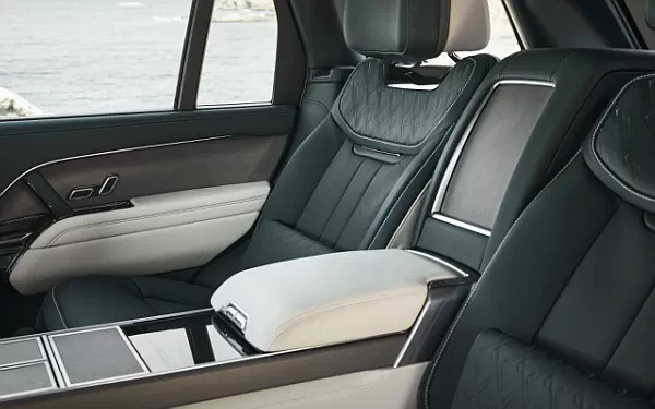 Cars wallpapers Range Rover SV Carmel Edition US-spec - 2024