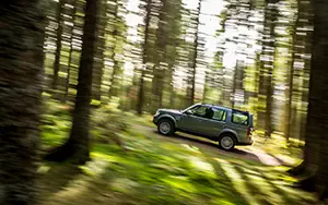 Cars wallpapers Land Rover Discovery 4 SCV6 HSE - 2014