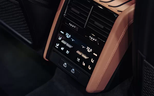 Cars wallpapers Porsche Cayenne Electric - 2026