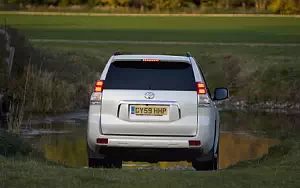 Cars wallpapers Toyota Land Cruiser UK-spec - 2010