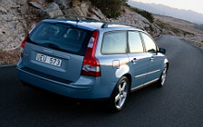 Cars wallpapers Volvo V50 - 2004
