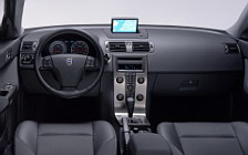 Cars wallpapers Volvo V50 - 2004