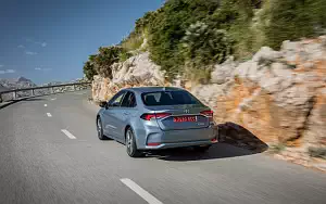 Cars wallpapers Toyota Corolla Sedan Hybrid - 2019