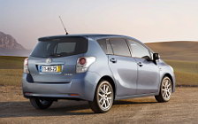 Cars wallpapers Toyota Verso - 2009